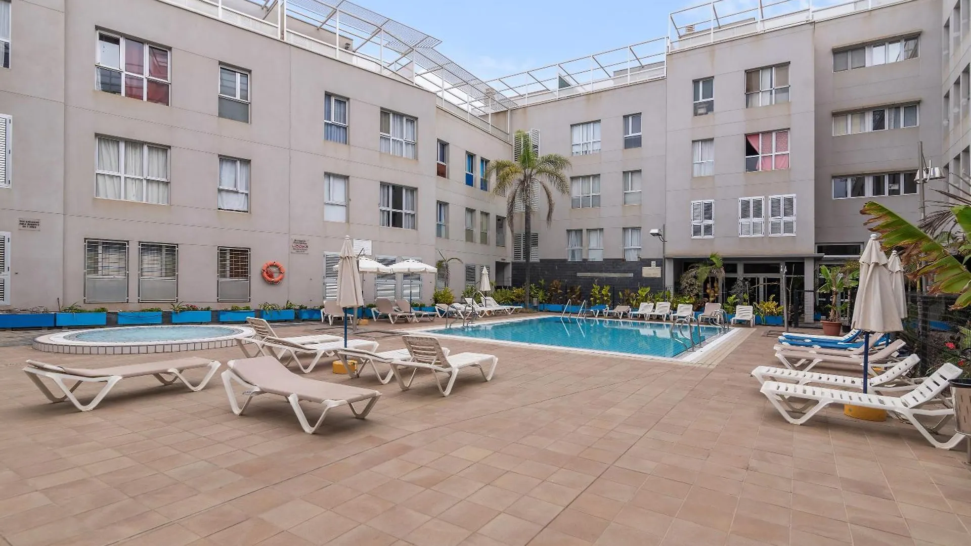 Apartamento Ap Jarea Playa Sardina